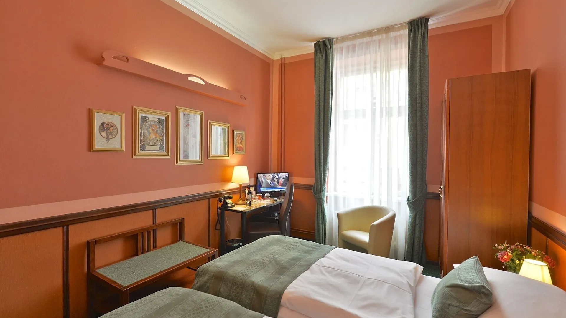 Hotel Hastal Prague Old Town