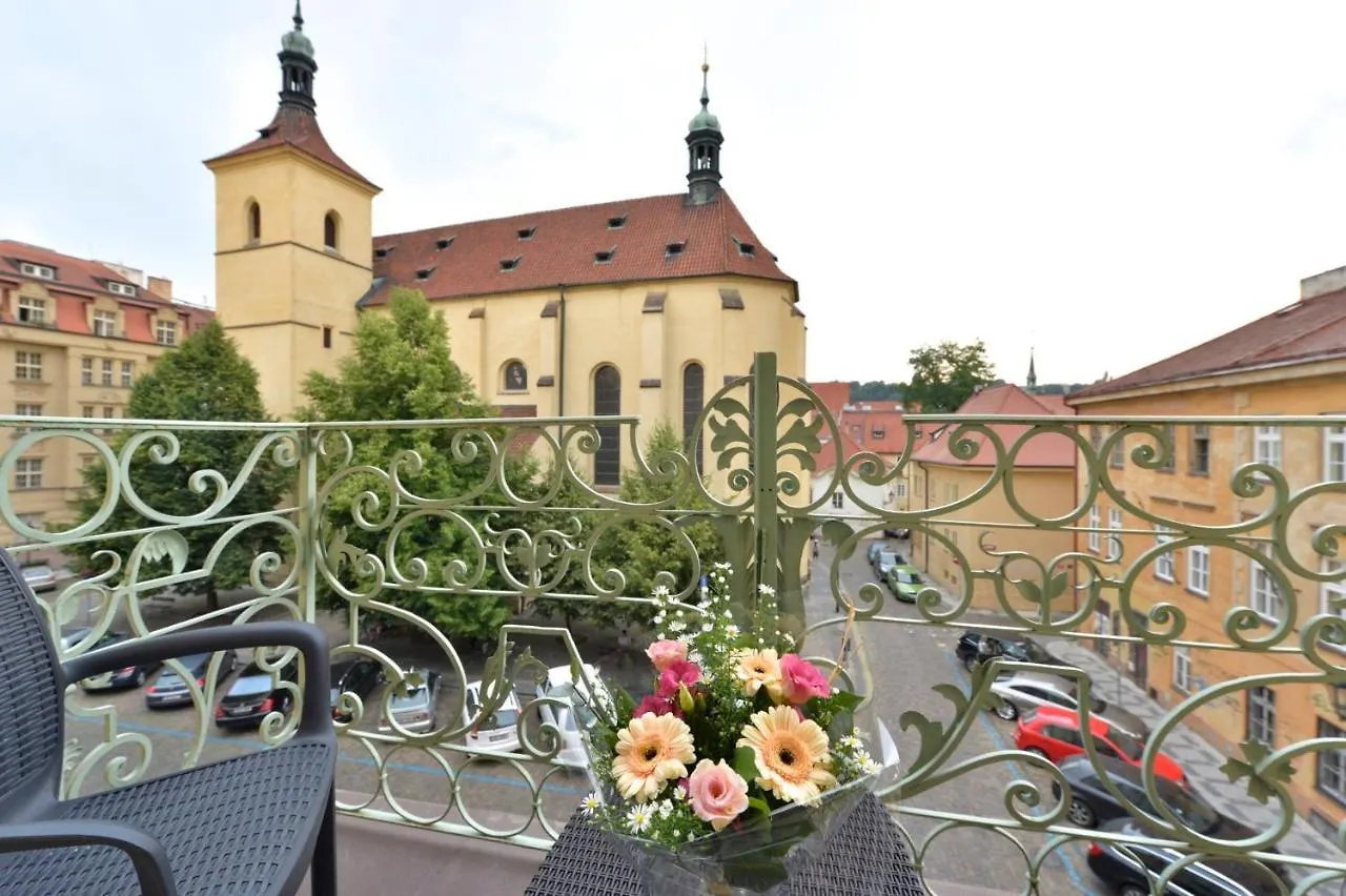Hotel Hastal Prague Old Town 4*,