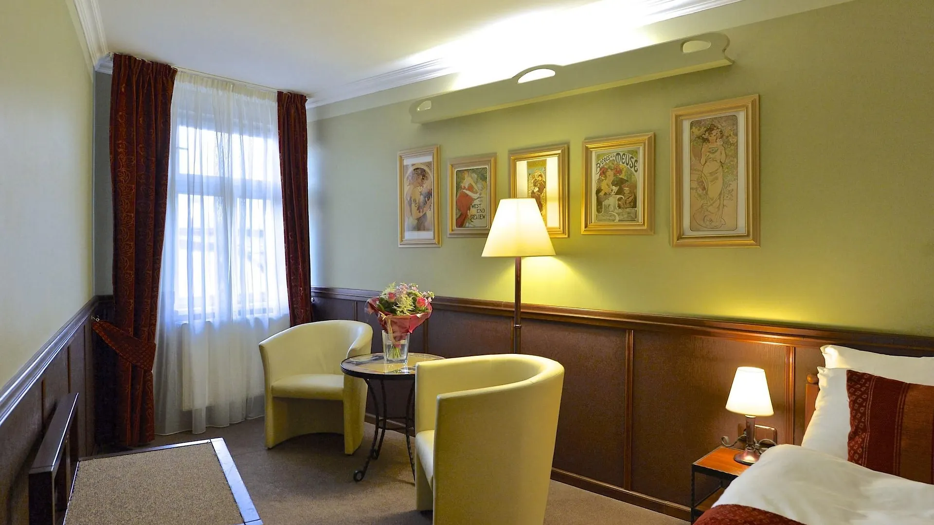 Hotel Hastal Prague Old Town