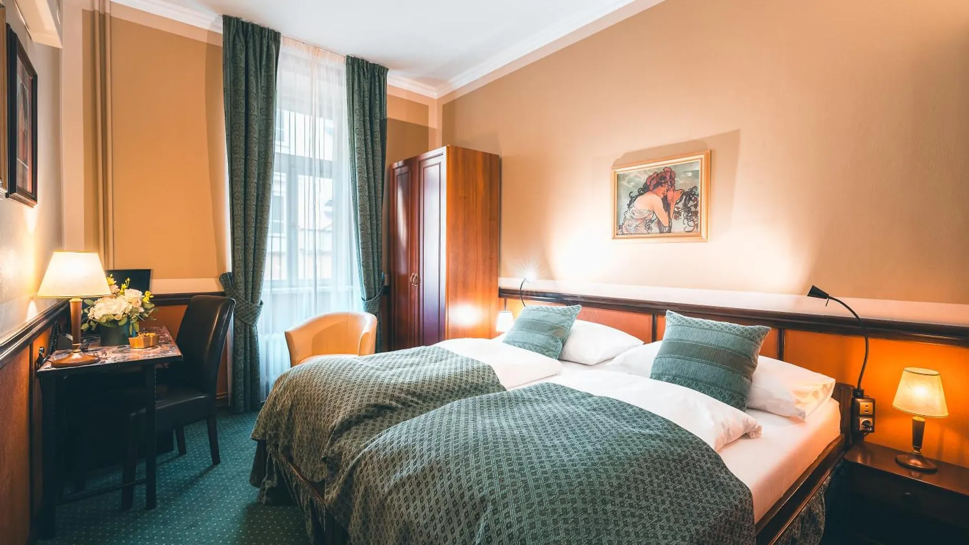 Hotel Hastal Prague Old Town Чехия