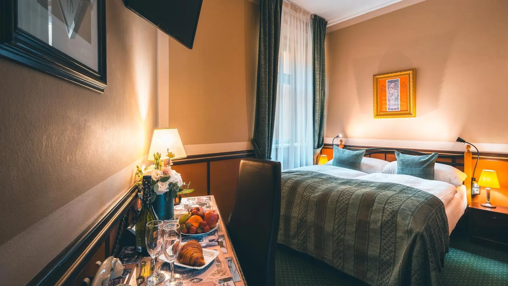 Hotel Hastal Prague Old Town