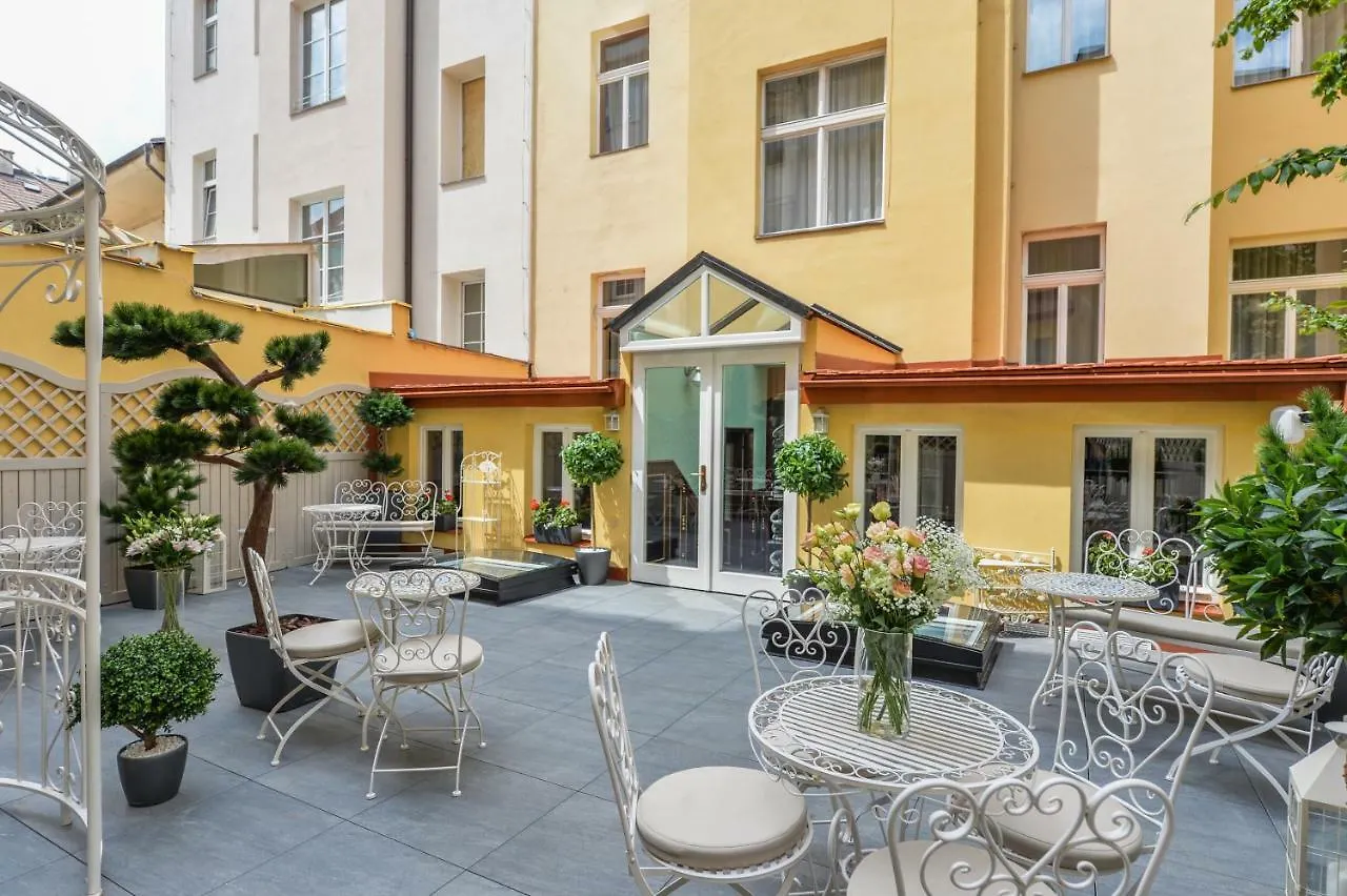Hotel Hastal Prague Old Town